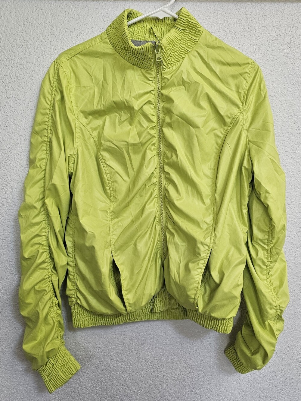 New Bebe PH8 Women Jacket L lime green gray Reversible NWT Large coat ruched